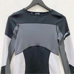 Gymshark Illusion Long Sleeve In Black/Charcoal/Light Gray Size M Photo 5