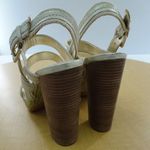 Luxury Rebel Womens Jolie Tan and Metallic Pearl Photo 3