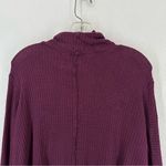 Me to We  Pullover Turtleneck Waffle Knit Sweater Distressed Women’s XS Red Photo 6