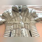 Guess Beautiful  puffer jacket❄️❄️❄️ Photo 9