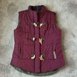Legendary Whitetails Maroon Quilted Toggle Puffer Vest SIZE M Red Photo 1