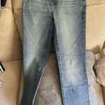 Levi's 724 High-Rise Straight Jeans Photo 2