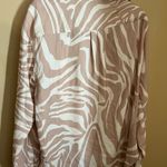 L'Academie L’academie small animal print button down Photo 5