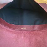 Cuyana  Leather Laptop Sleeve 10 by 15 Inches Photo 2