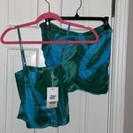 Tiger Mist SET! Brand new. Green blue print. Medium Photo 0