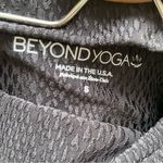 Beyond Yoga Caught in the Midi High Waist Leggings in Snake Jacquard Photo 64
