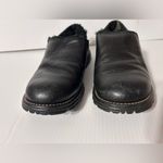 UGG  S/N 5356 black leather Westside shearling slip on shoe women size 6 Photo 3