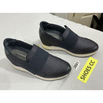 Baretraps Womans Bare Traps Jamese 8.5 M Navy Slip On Casual Wedge Shoes NWT Photo 1