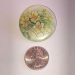 Donna L. Motto 1994 WV Hand Painted Floral Porcelain Brooch Green Photo 1