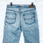 American Eagle  Tomgirl‎ Jeans Womens Size 6 Regular Ripped Distressed Light Wash Photo 13