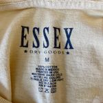 Essex Yellow T Photo 12