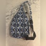 Vera Bradley  Sling Backpack Travel Bag in Ikat Island Blue Quilted Cotton EUC Photo 1