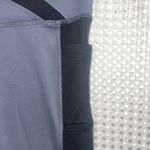 Avia  Women's Active Capris with Tulip Waistband Size S Photo 1