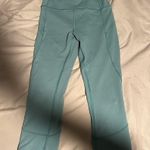 Lululemon cropped leggings Photo 1