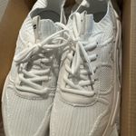 Fabletics  Tennis Shoes Photo 5