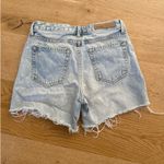GRLFRND  - Jourdan Cut Off Denim Shorts in Light Wash Blue Photo 3