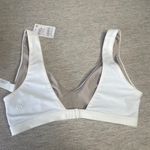 Lululemon Waterside V Swim Top C/D NWT White Tan Extra Small XS UV Quick Dry Photo 5