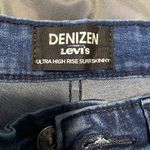 Levi's Denizen  Ultra High Rise Super Skinny Photo 3