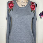 Alya Gray Cold Shoulder Sweater with Rose Embroidered Flowers Size Large Photo 0