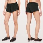 Lululemon  • hotty hot short II *2.5" in black sz 6 Photo 1
