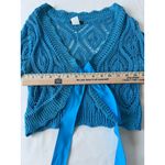 VTG Y2K American Attitudes sweater sz Med cropped flare sleeve crochet wrap blue Photo 4