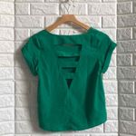 Thamp Kelly green slit open back blouse Women's too size S Photo 2