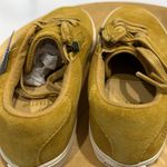 K-Swiss NWB  Women’s Suede Sneakers Court Pro MOTIVATION Low Size 6.5 Yellow/Gold Photo 5