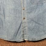 Chico's  Design Women's Sleeveless Denim Button-Front Shirt Top Size 2 Large Photo 4
