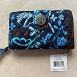 Vera Bradley  Wallet Photo 6