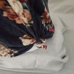 Twenty Second Floral Large Short Sleeve Knit Top With Front Pocket & Knotted Hem Photo 5