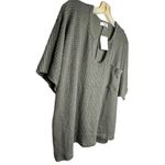 Zenana Outfitters ‎ Keyhole Top nwt Photo 2