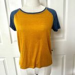BDG Urban Outfitters short sleeved baseball T shirt Photo 1