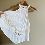 ASTR  the label White Halter Neck Tank Top with Crochet Lace‎ Womens Size XS Photo 3