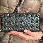 SALE🔥Authentic VALENTINO ROCKSTUDS spikes Quilted leather LG zip around wallet Black Photo 0