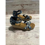 Skechers  Espadrille Sandals Size 7 Denim Floral Summer Silver Hardware Straps Photo 3