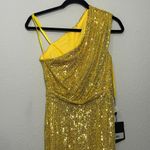 Mac Duggal NEW Ieena for Yellow Sequined Ruched One Shoulder Gown Size 2 Goddess Photo 12