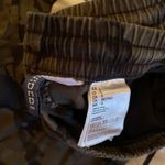 H&M Divided Camo Pants  Photo 3