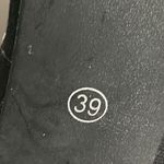 Striking Women’s Embroidered Stilettos Fabric Booties Black Size 8 Photo 9