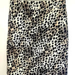 Evan Picone  animal print pencil skirt fully lined with pockets size 6 Photo 0
