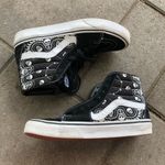 Vans  Black White Skulls bandana high top Tennis Shoes size 6.5 Womens halloween Photo 4