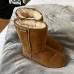 Minnetonka  Boots Photo 0