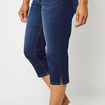 Liz Claiborne Sara Flexi Mid Rise Plus Capris Photo 0