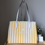 Kate Spade Purse Photo 0