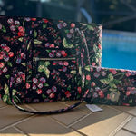 Vera Bradley Tote Bag With Matching Wallet Photo 0