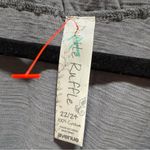 Women's 22/24 Avenue Double Ruffle 3/4 Sleeve Dark Gray Too Shirt Scoop Neck NWT Size undefined Photo 5