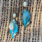 Copper metal patina leaf dangle drop earrings pearl boho artisan handcrafted Photo 1