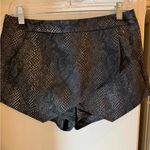 EXPRESS  snake skort. Black/silver. Size 4. Photo 2