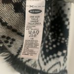 Old Navy Small Soft EUC Black and Gray Patterned Scarf Wrap Photo 2