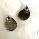 Teardrop rhinestone post earrings Photo 6