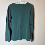 Duluth Trading Co No Yank Long Sleeve V Neck Shirt Green Womens Size Medium Photo 2